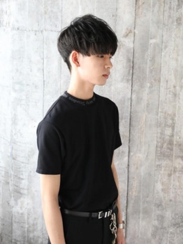 刈り上げメンズマッシュショート