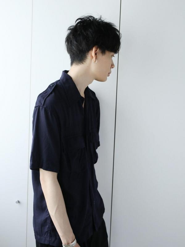 色気たっぷりメンズ無造作パーマ