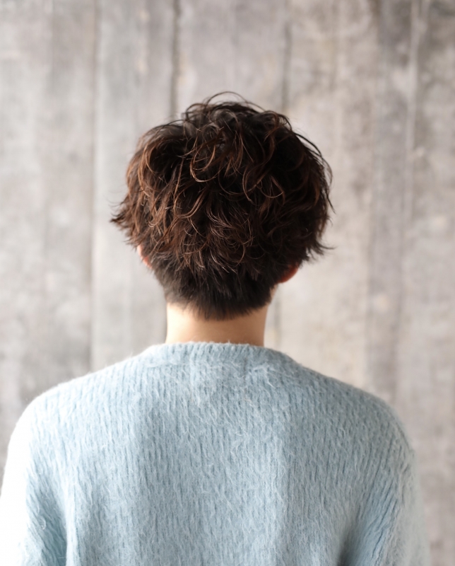 前髪長め×メンズパーマ×マッシュ