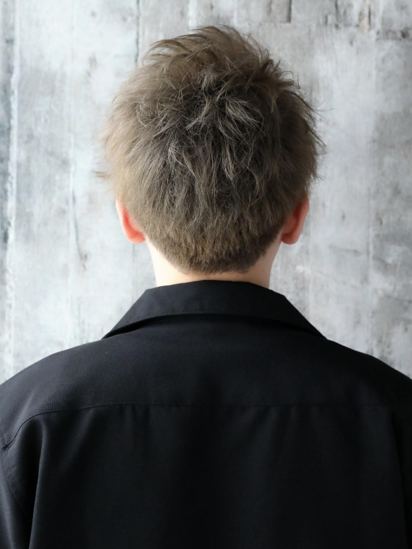 メンズ髪型×デコ出し爽やかショート