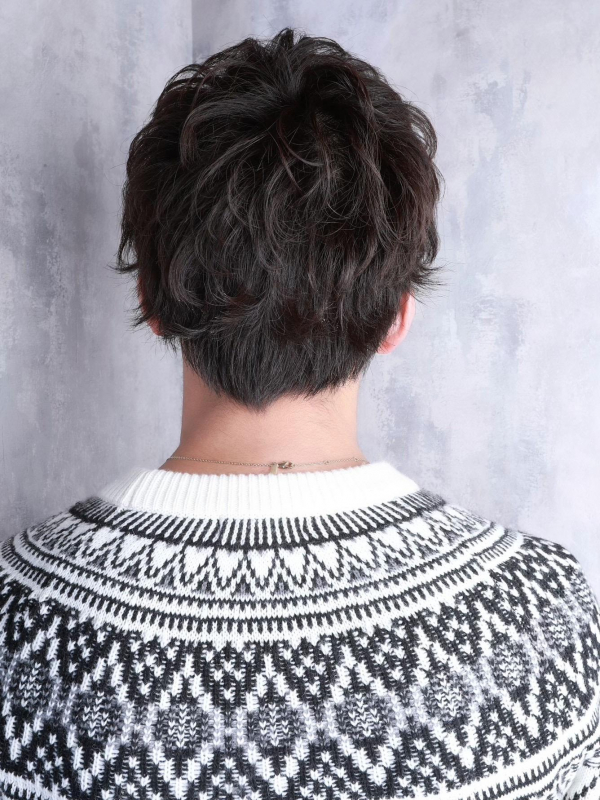 ほぼパーマなしのメンズショートスタイル