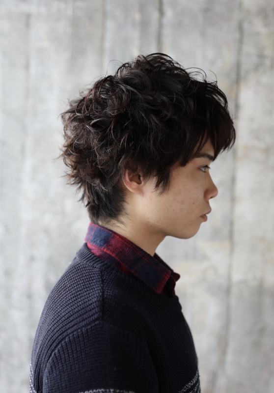 簡単セットのメンズパーマ