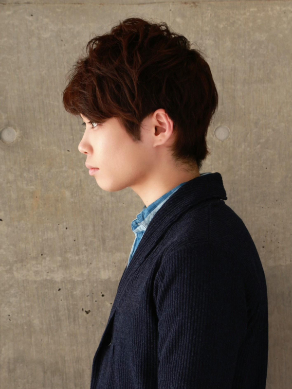 メンズのショートミディアム×茶色カラー