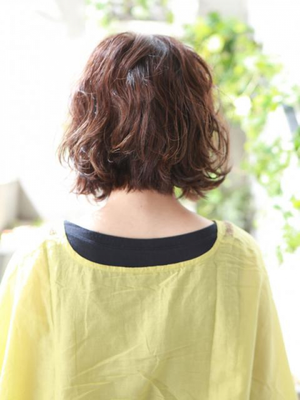 毛量が多くてお悩みの方に◎エアリーなボブパーマタイル