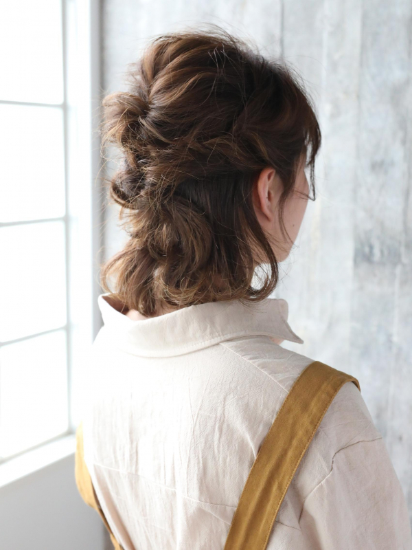 ボブでも簡単アレンジ！編み込みハーフアップ
