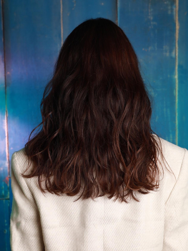 大人クールなゆるふわ巻きセミロング