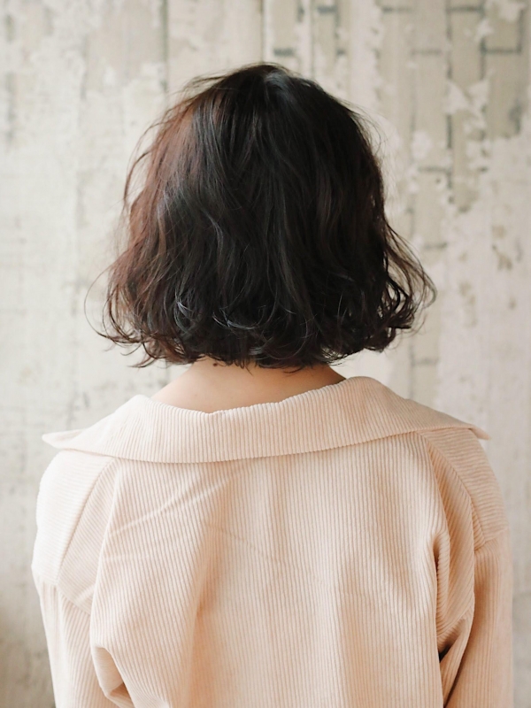 コテで簡単！ミックス巻きのボブアレンジ