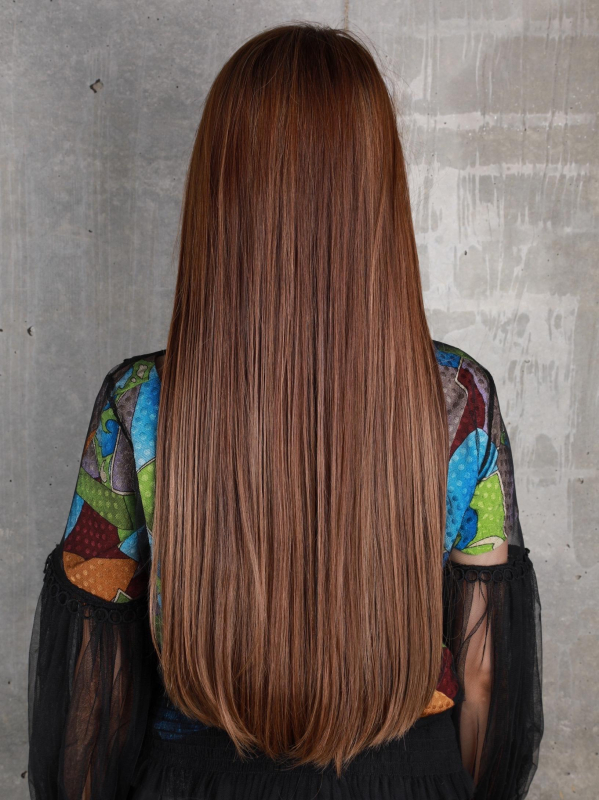 切りっぱなしストレート×自然なロングヘア