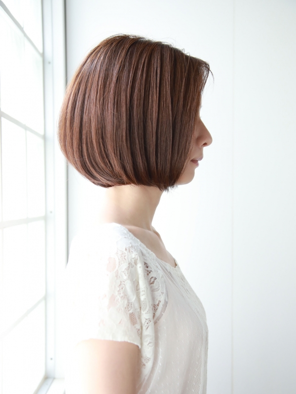 40代50代◎前髪なしのツヤ感ストレートボブヘア