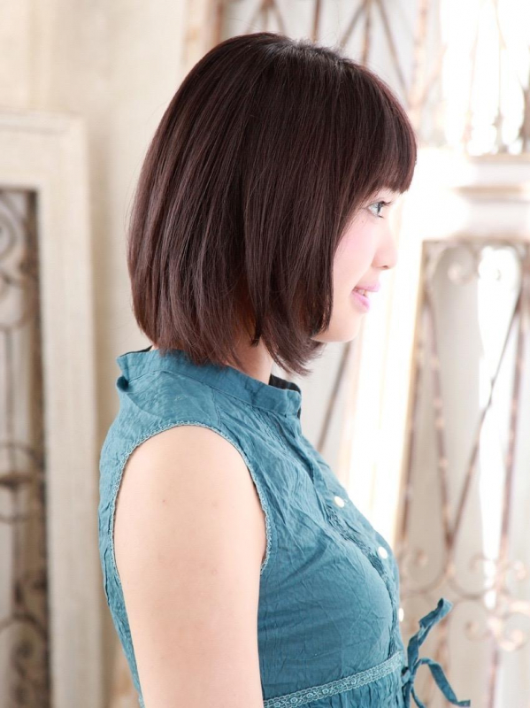 モテる高校生の定番！前髪ありの清楚な黒髪ボブ