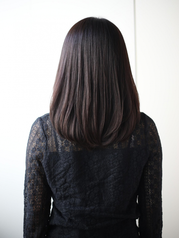 前髪あり☆しっとりツヤツヤのミディアム黒髪ストレート
