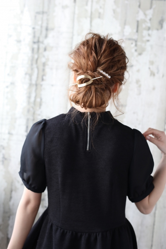 くるりんぱ×お団子でつくるクラシカルなロングヘアアレンジ