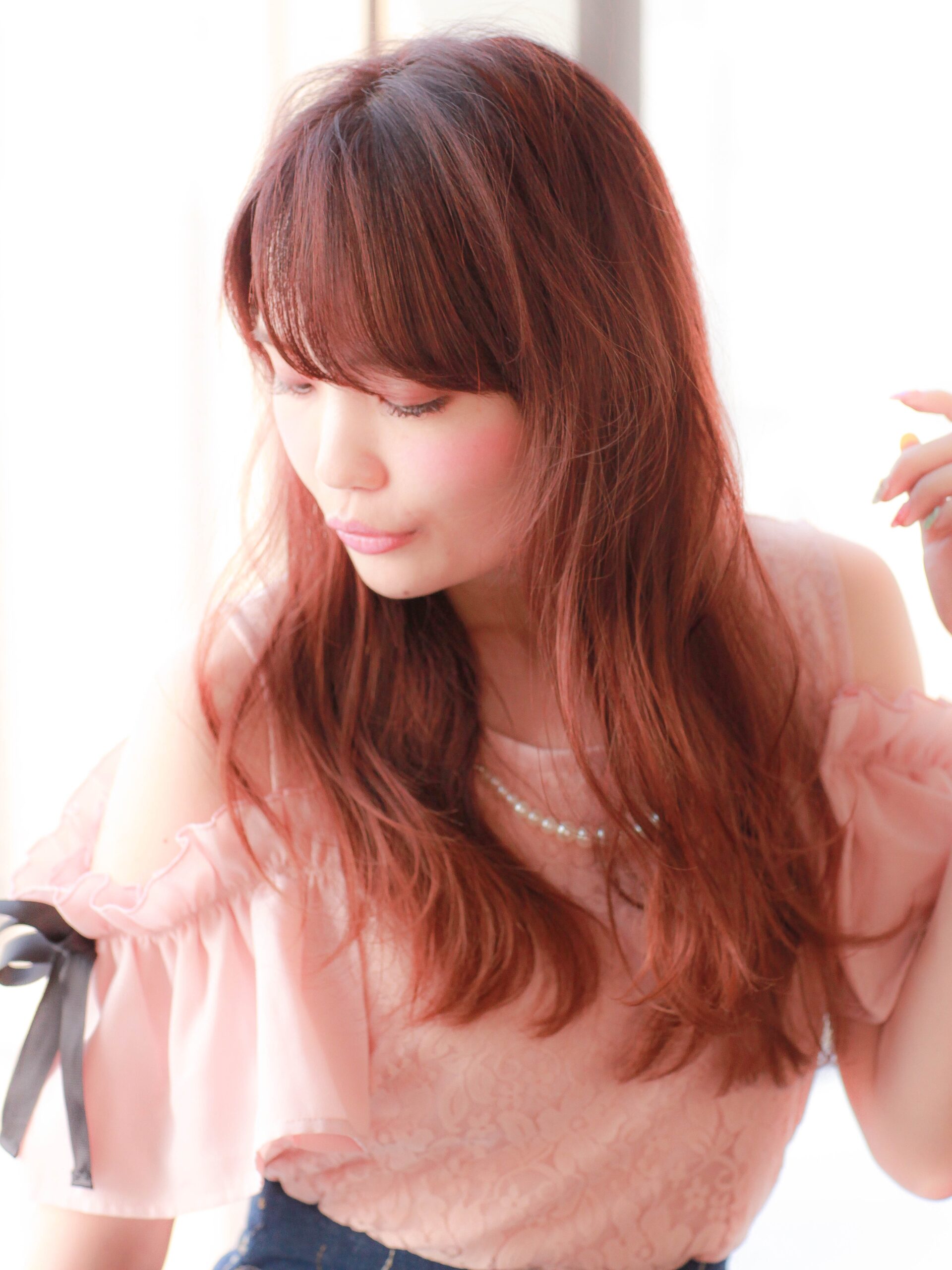 ベージュピンク×デジタルパーマで大人可愛いロングヘア