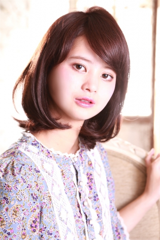 立体レイヤーで骨格補正☆ツヤ感ミディアムストレート