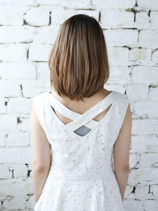 毛先ワンカールの大人可愛いモテミディアムスタイル