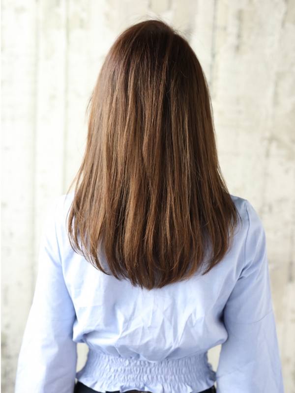 面長さんにも◎似合わせレイヤーカットのセミロング