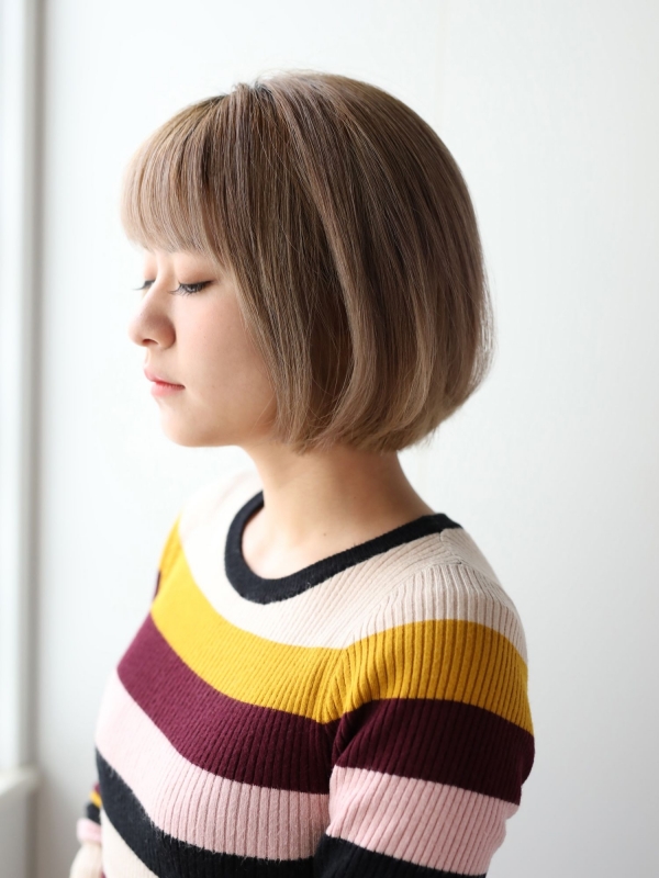 ブリーチのハイトーンカラーがキラリ☆オシャレなボブスタイル