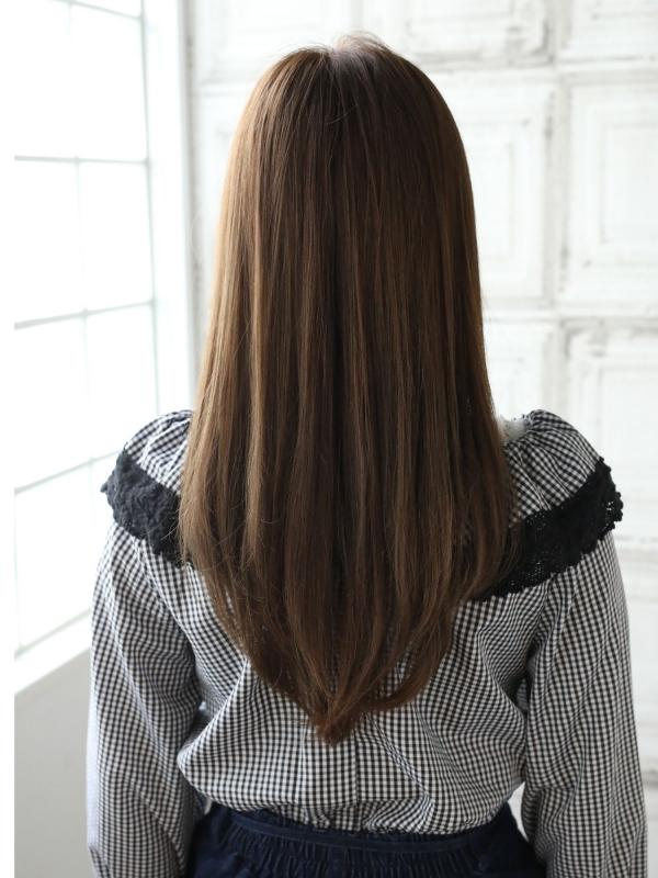 ふんわりバング×マロンブラウンが大人可愛いレイヤーセミロング