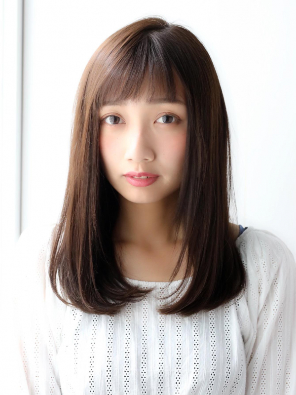 前髪に初々しさプラス★大人かわいいワンカールセミロング