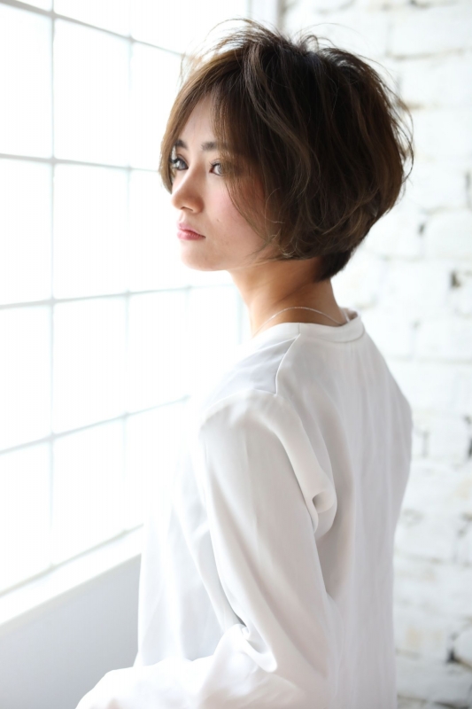 ゆるふわウェーブのひし形小顔ショート