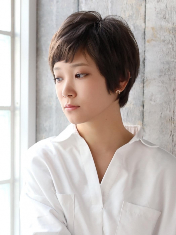 大人かわいい小顔ハンサムベリーショート