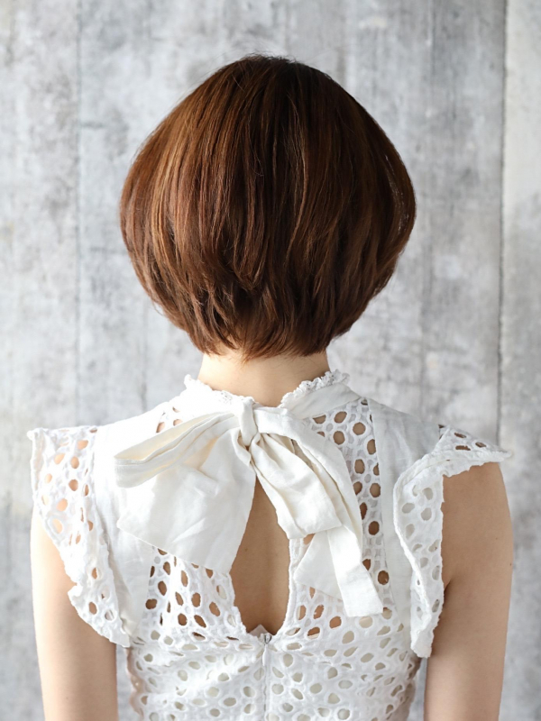 大人可愛いひし形シルエットのボブスタイル