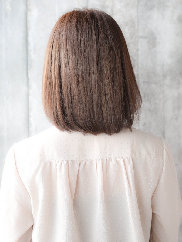 前髪あり×大人かわいい柔らかマッシュボブ