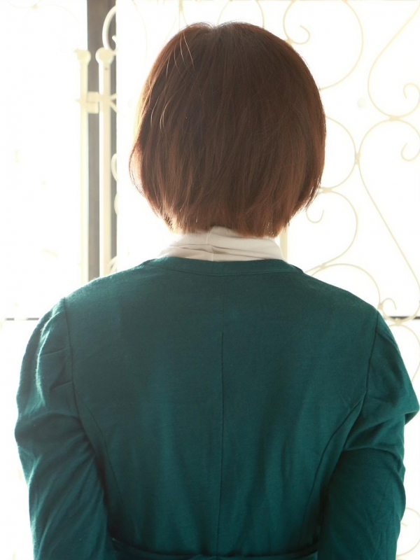 前髪あり×ストレートで若々しいボブスタイル