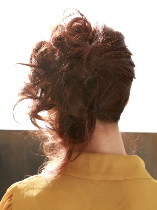 アシンメトリーなサイドアレンジ♪ ロングのパーティースタイル