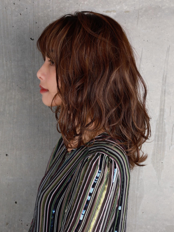 30代40代にもおすすめパーマ×セミロング