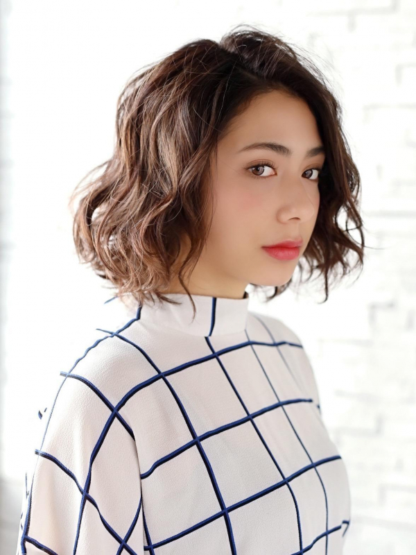 甘×辛MIXで大人っぽいボブスタイルに