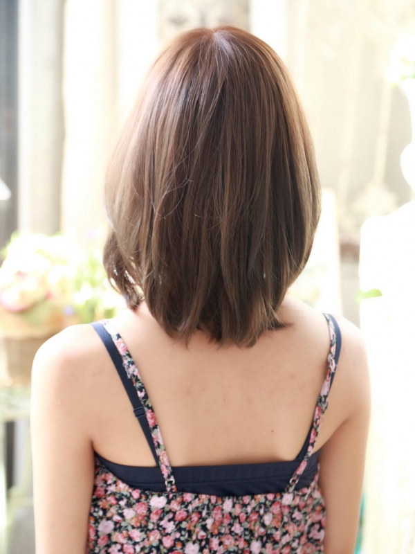 30代・40代にも☆ひし形シルエットの大人かわいいミディアム