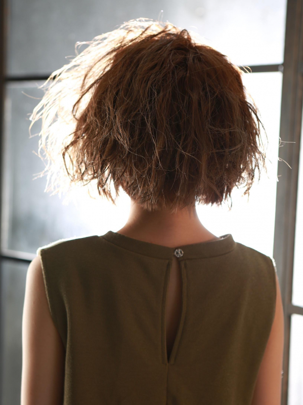 セクシーなパーマのお洒落なボブスタイル