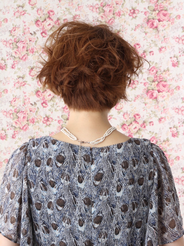 簡単にできるお呼ばれヘア！パーマ×ショートのヘアアレンジ