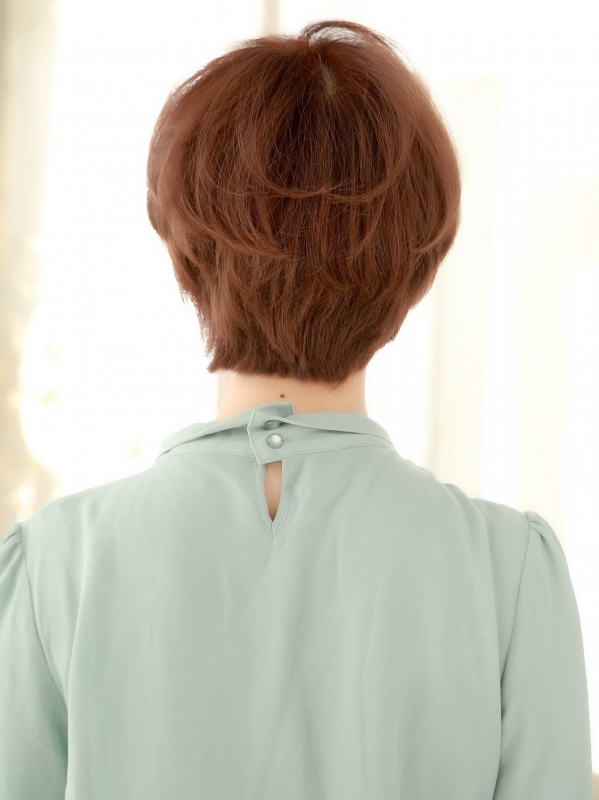 40代50代☆フルバングで小顔＆白髪隠しマッシュショート