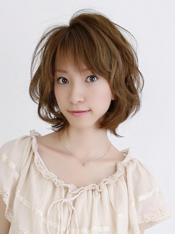 40代・50代や面長さんにも！ふんわりウェーブ×ボブ