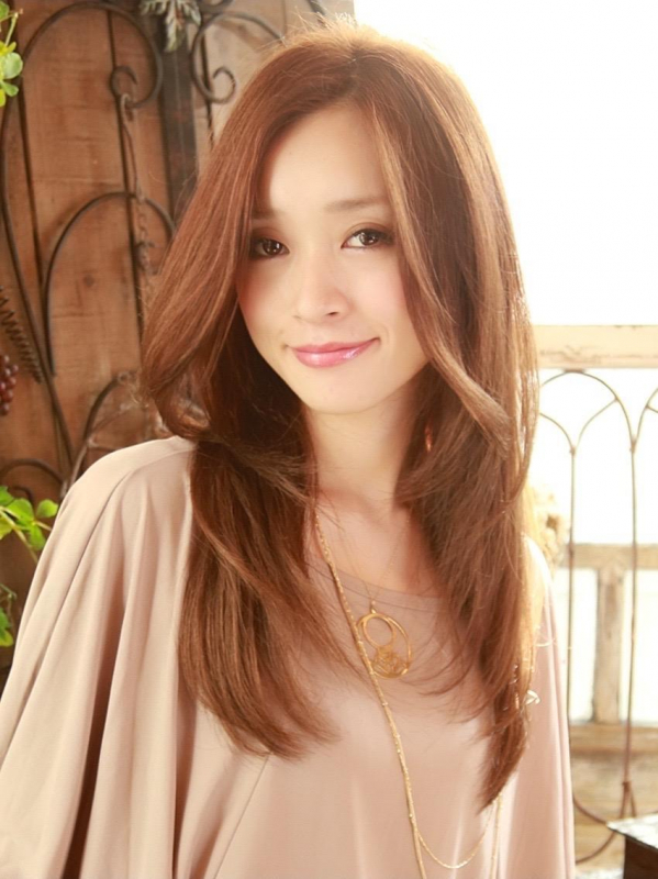 30代、40代◎！内巻きレイヤーでリラクシーな大人な女性のセ