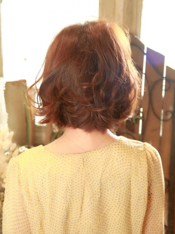 40代50代におすすめ！ ウェーブがエレガントなボブ×パーマ