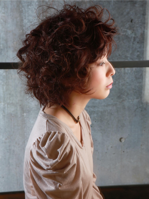 チェスナットブラウン×ブラウンでかっこいいショートスタイル