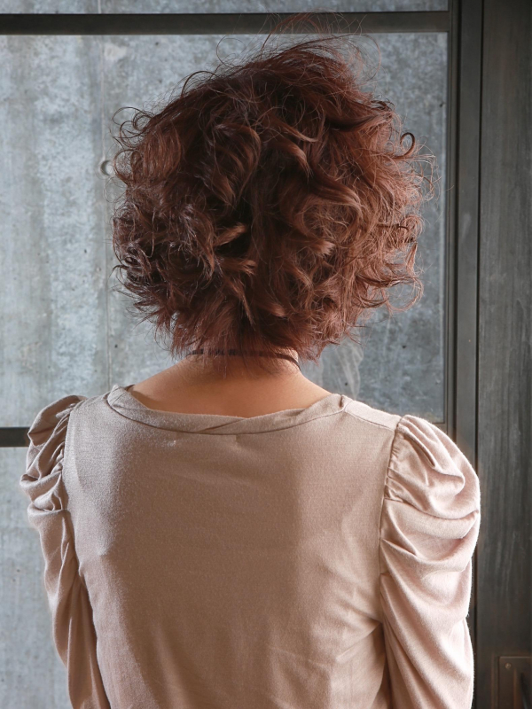 チェスナットブラウン×ブラウンでかっこいいショートスタイル