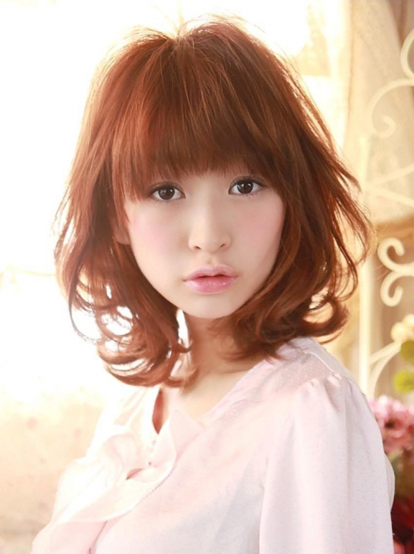 ひし形のミックスウェーブがポイント！愛されミディアム