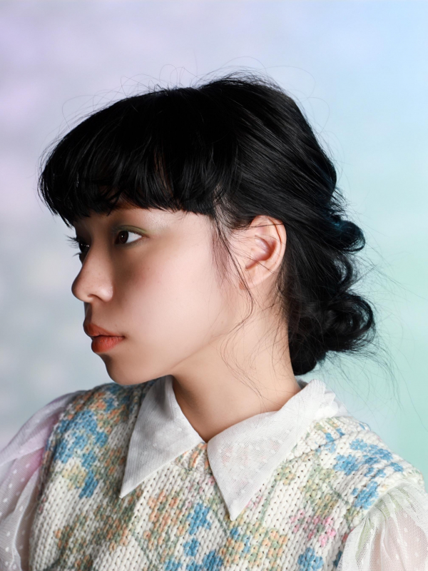 前髪あり×くるりんぱだけの黒髪ヘアアレンジ