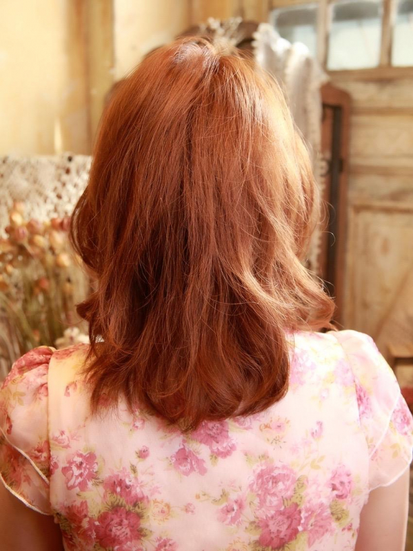 40代にも☆ふんわりゆるめウェーブのミディアム×パーマヘア