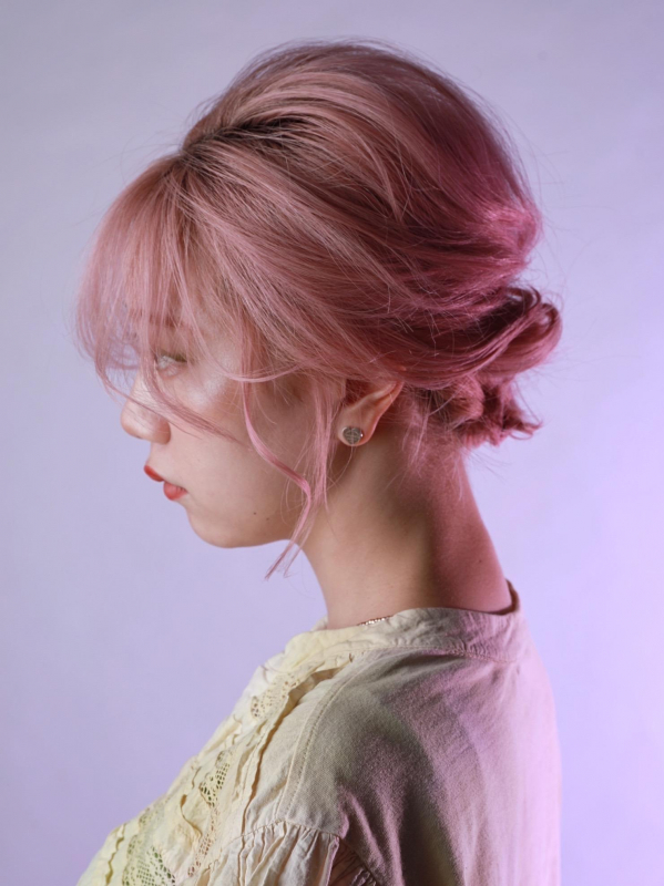 ピンクアッシュ×くるりんぱの個性的アレンジ