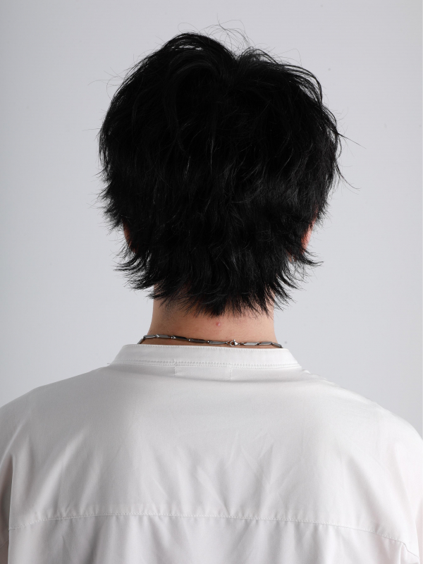 ミディアムウェーブでこなれ感のあるメンズスタイル