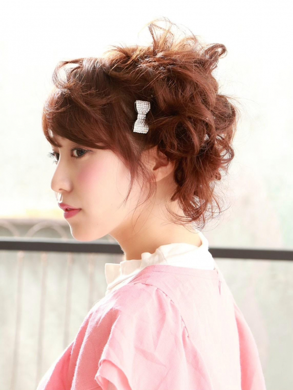 華やかパーティーヘア☆アシンメトリーなサイドアレンジ