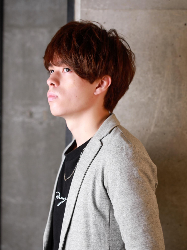 ビジネスシーンにもOK！30代にもおすすめの優しいメンズスタ