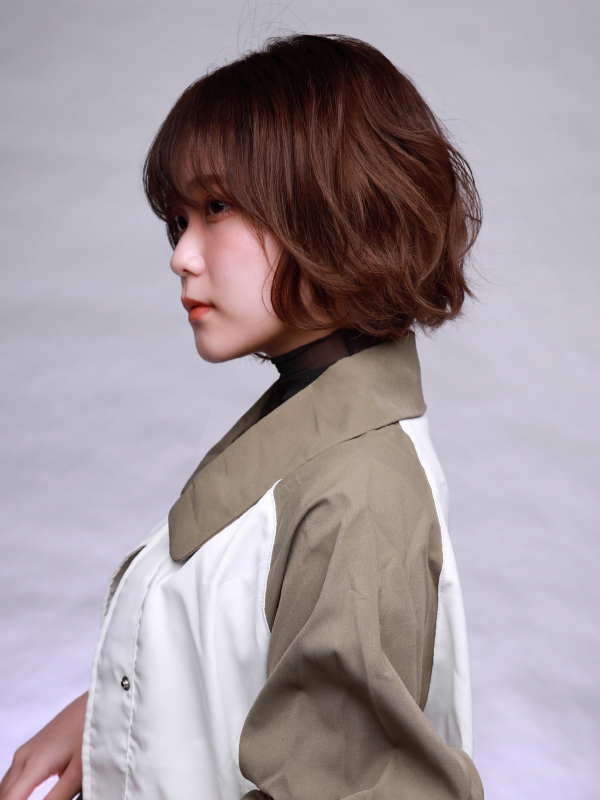 波ウェーブと外ハネヘアで小顔見えするボブ×ウェーブ