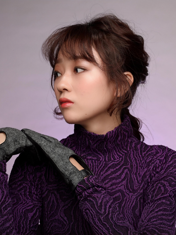 韓国風ミディアムをくるりんぱ＆三つ編みでアレンジ