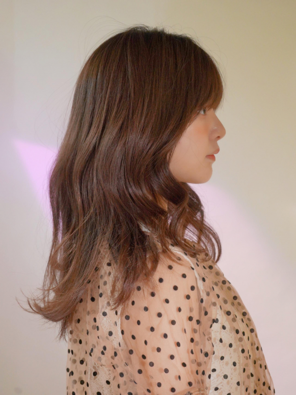 優しいブラウン＆ウェーブで作る韓国ヨシンモリ風セミロング